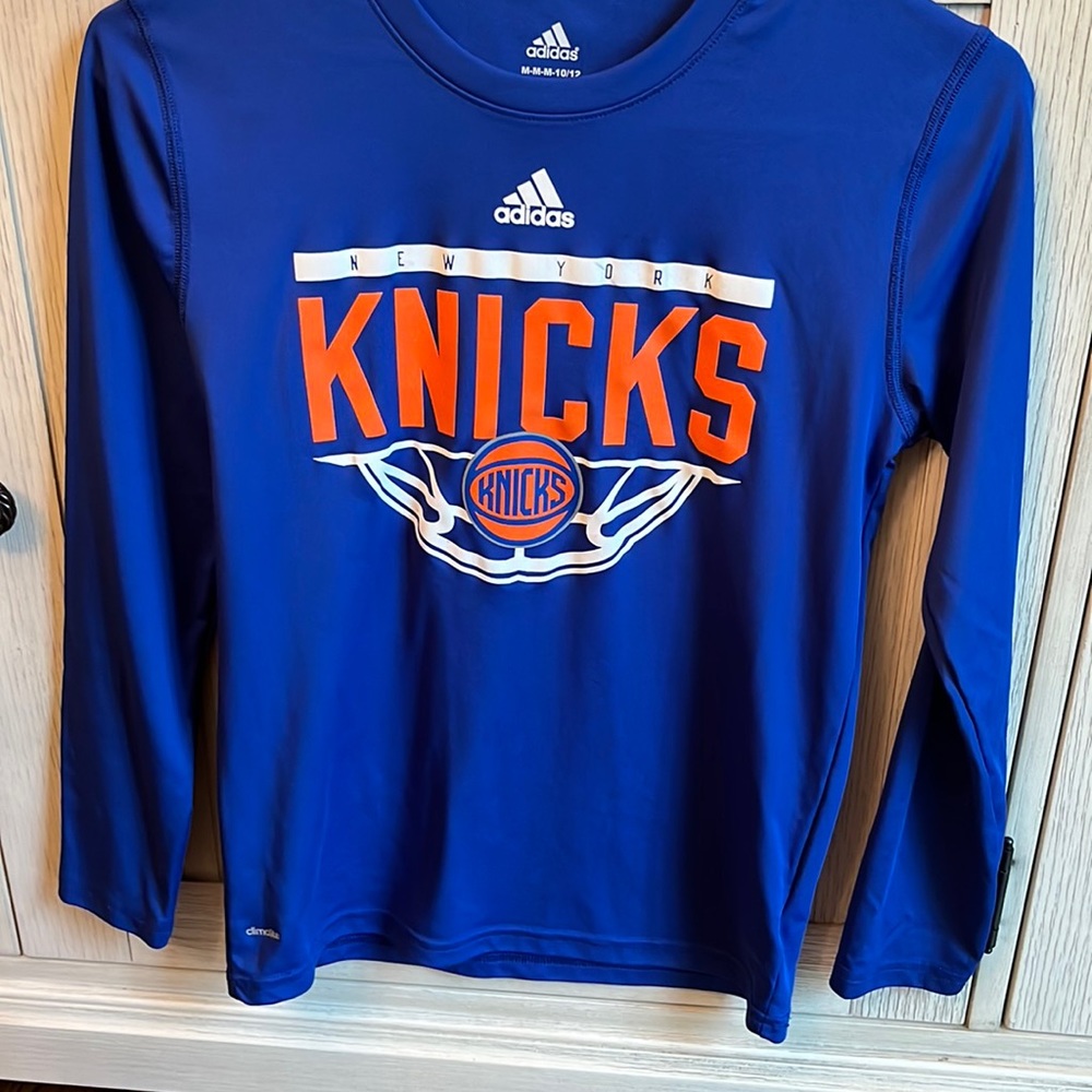 Knicks long sleeve tee